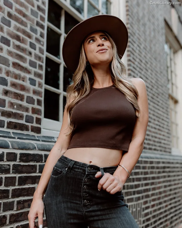 Ashlyn Sullivan photo 12 of 67