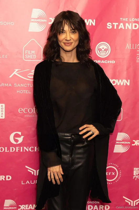 Asia Argento photo 1 of 30