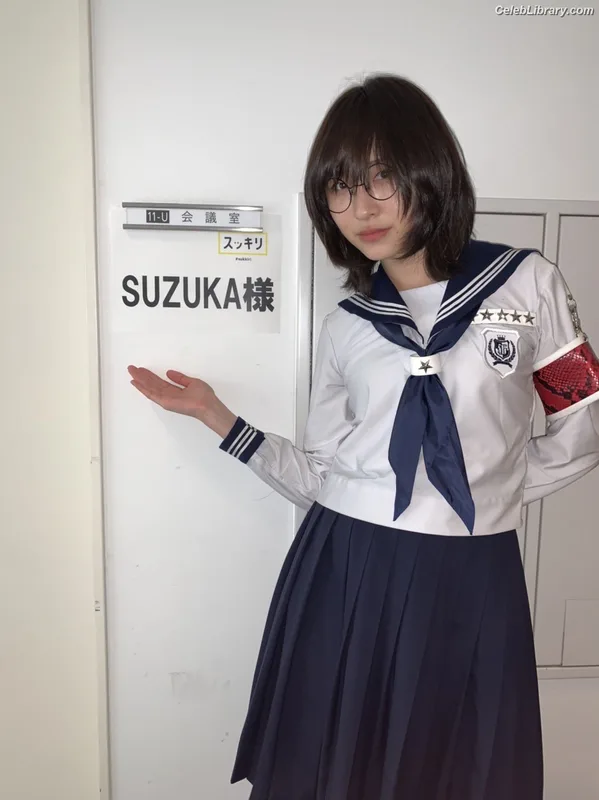 Atarashii Gakko! photo 22 of 120