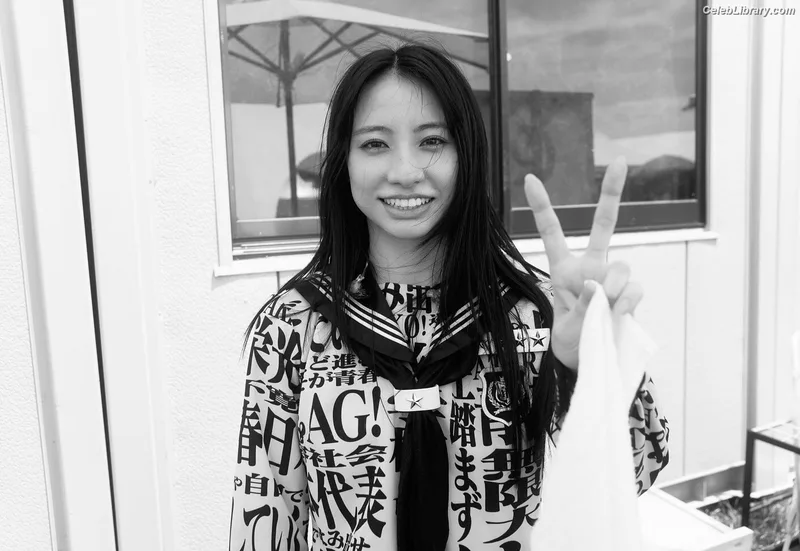 Atarashii Gakko! photo 1 of 120