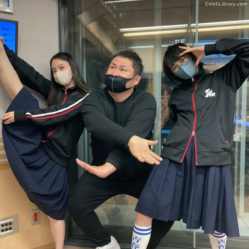 Atarashii Gakko! photo 8 of 120