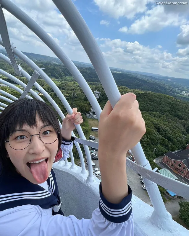 Atarashii Gakko! photo 7 of 120