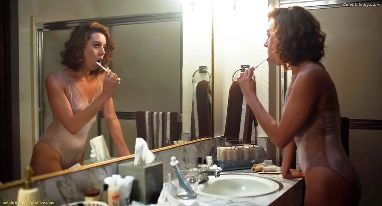 Aubrey Plaza photo 12 of 420