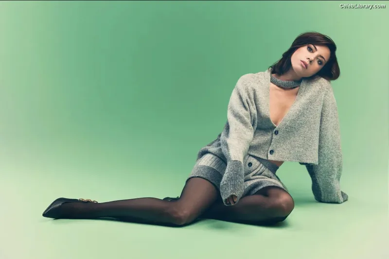 Aubrey Plaza photo 5 of 421