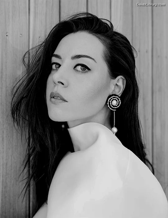 Aubrey Plaza photo 11 of 421