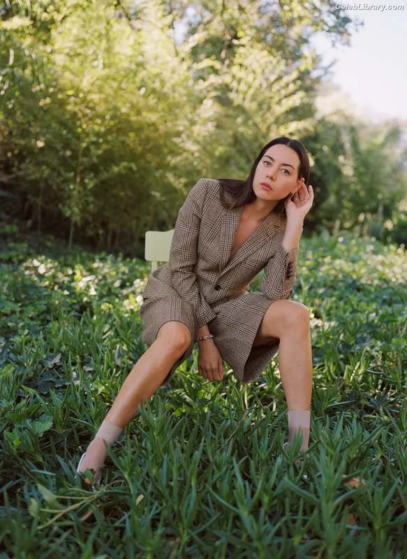 Aubrey Plaza photo 17 of 421