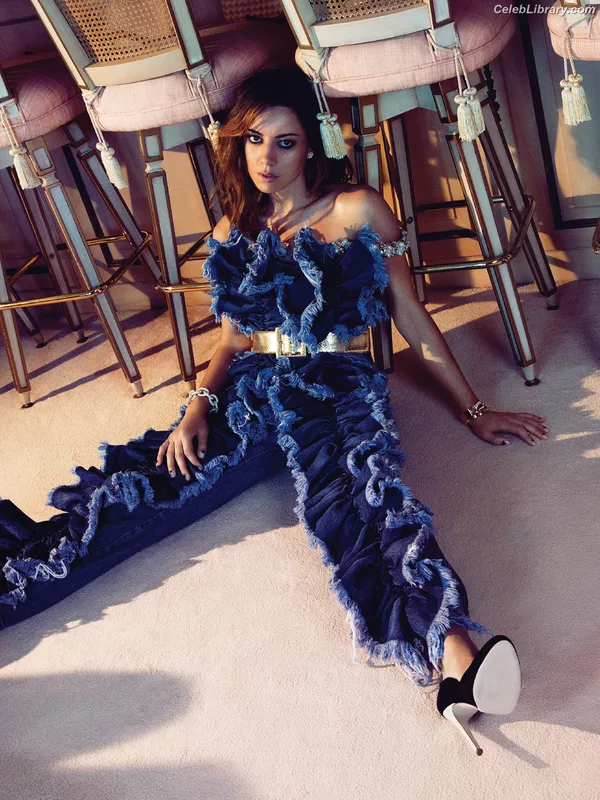 Aubrey Plaza photo 18 of 421