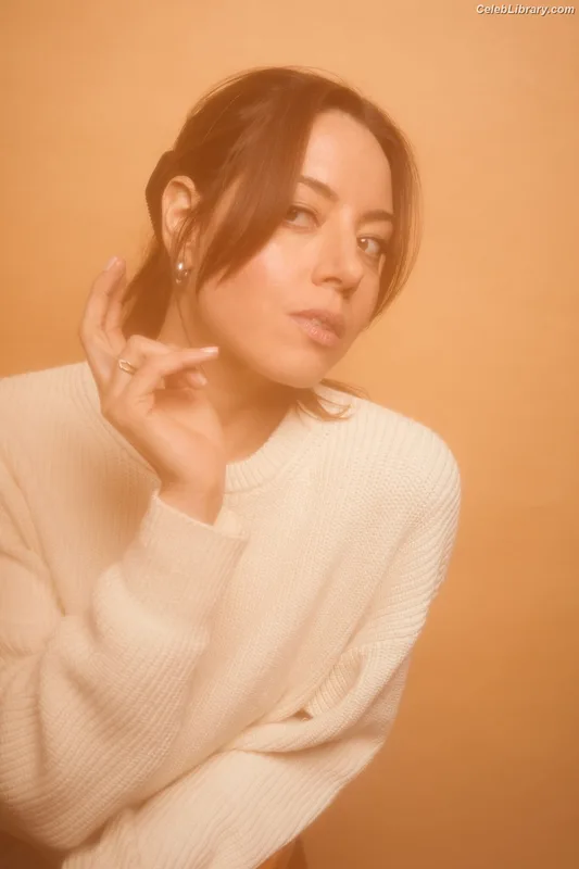Aubrey Plaza photo 24 of 421