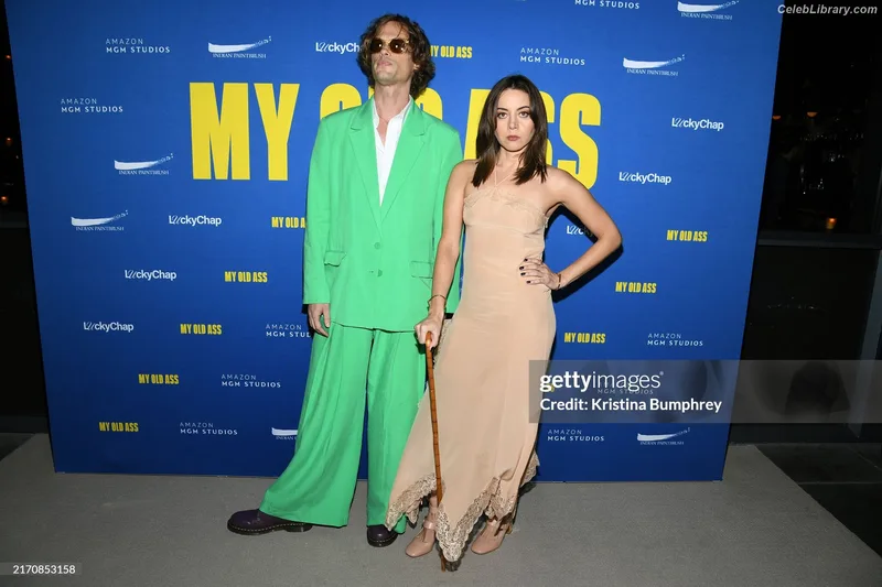Aubrey Plaza photo 3 of 421