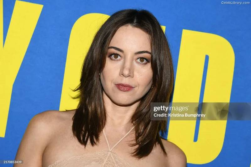 Aubrey Plaza photo 18 of 421