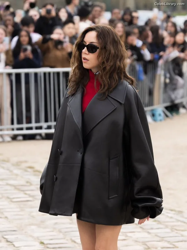 Aubrey Plaza photo 9 of 421