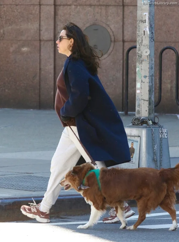 Aubrey Plaza photo 22 of 421