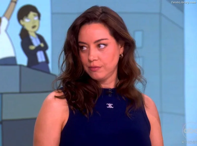 Aubrey Plaza photo 16 of 421