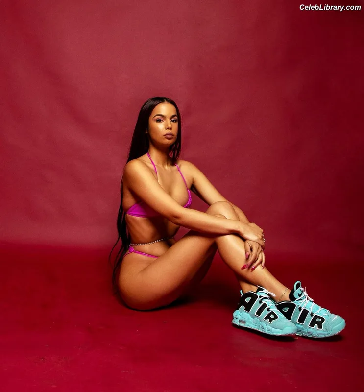 Audri Nix photo 4 of 32