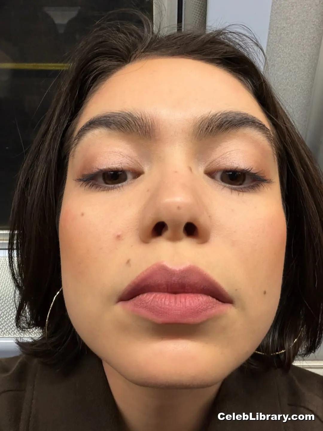 Auli'i Cravalho photo 24 of 422