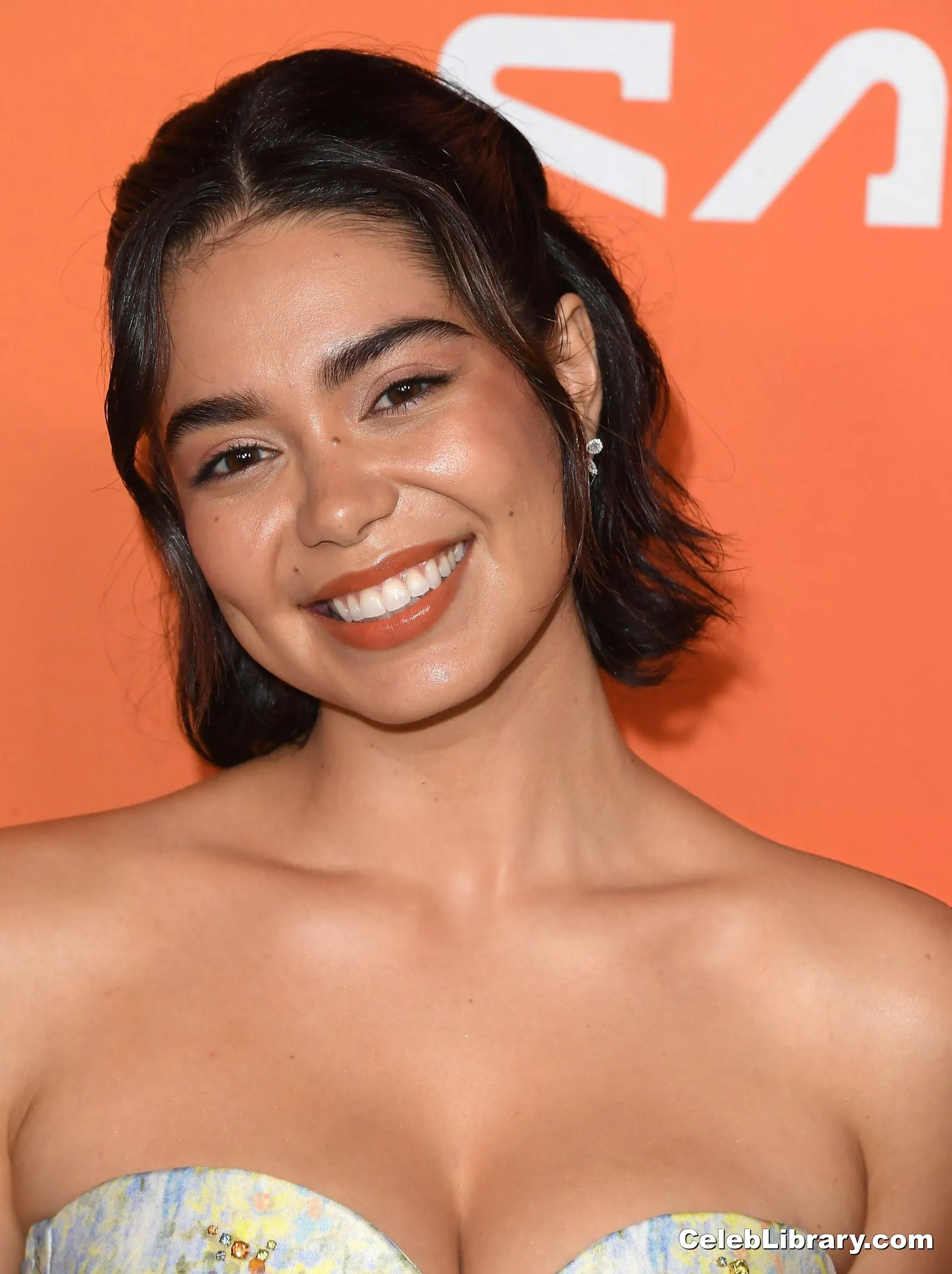 Auli'i Cravalho photo 3 of 422