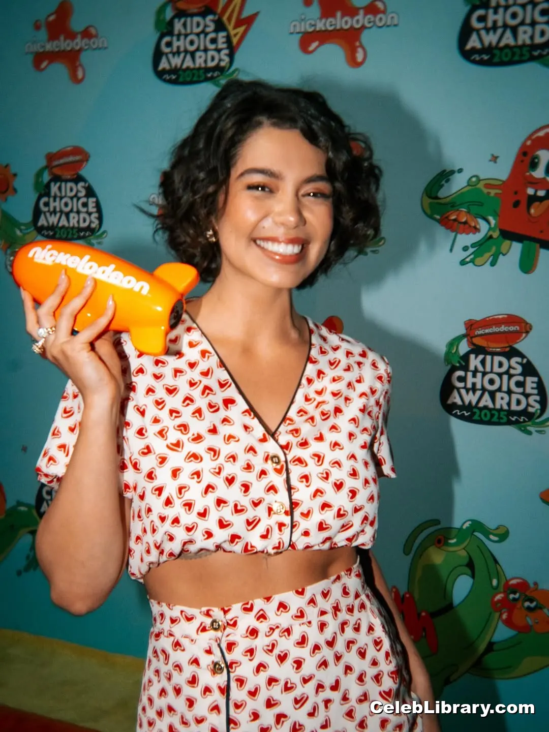 Auli'i Cravalho photo 5 of 422