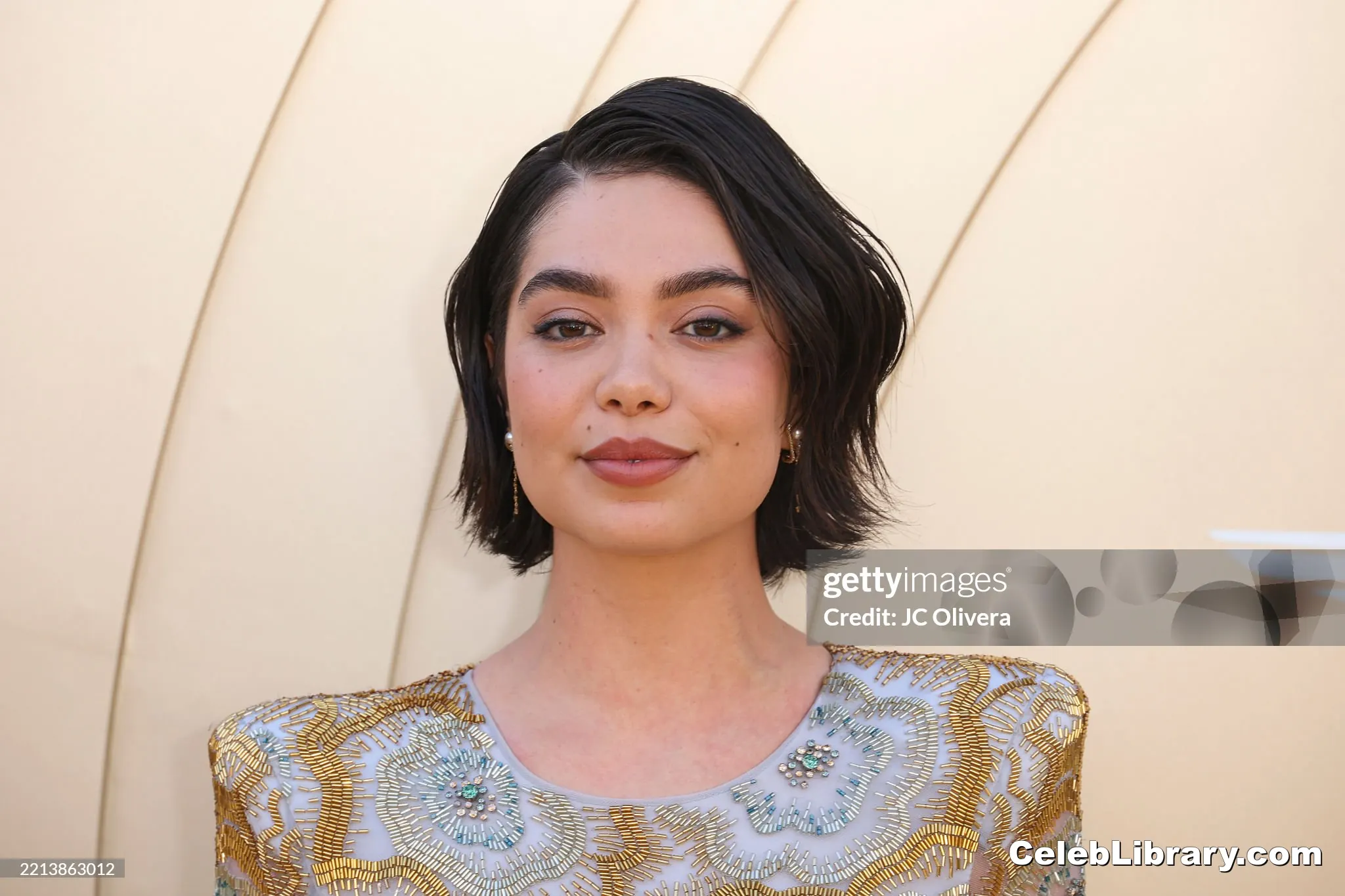 Auli'i Cravalho photo 2 of 422