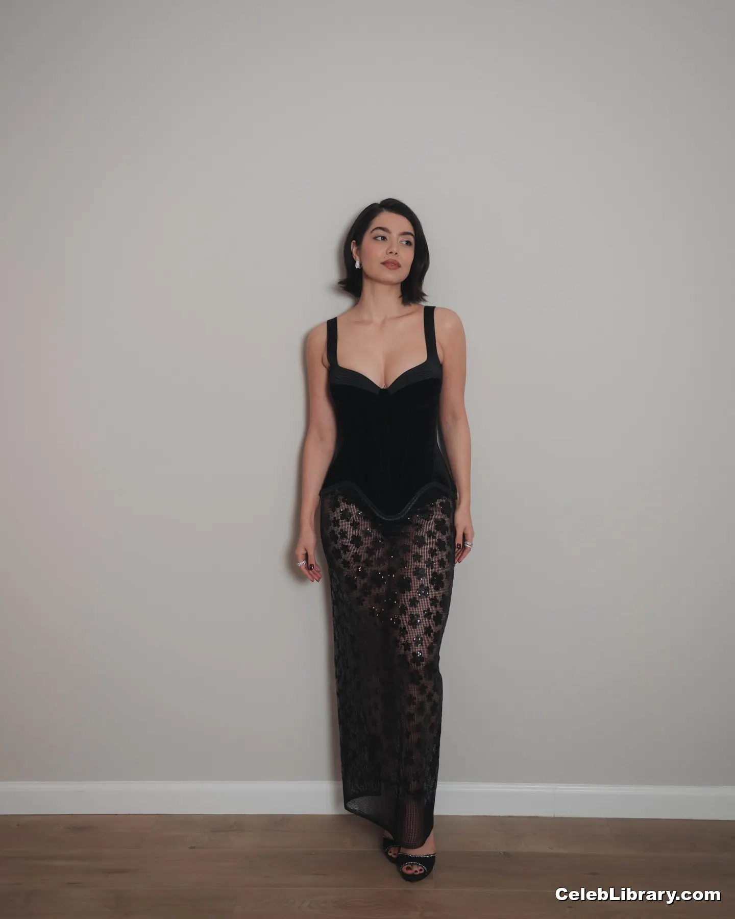Auli'i Cravalho photo 4 of 422