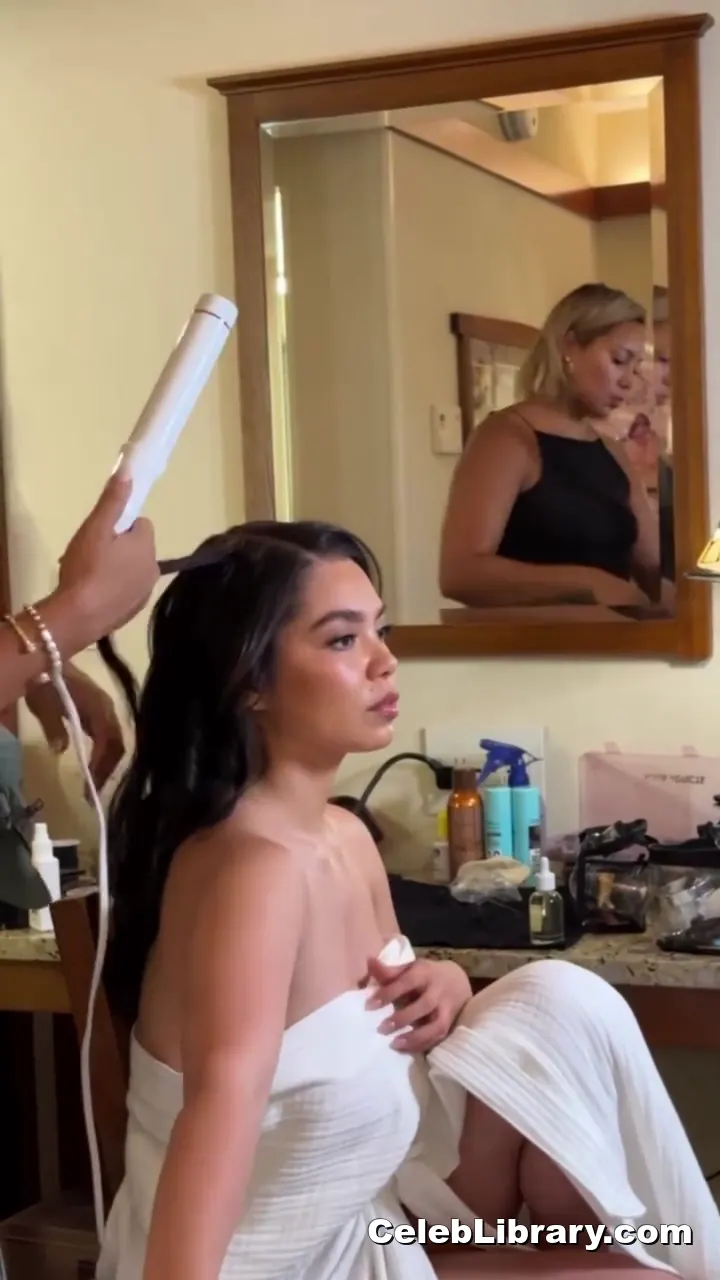 Auli'i Cravalho photo 8 of 422