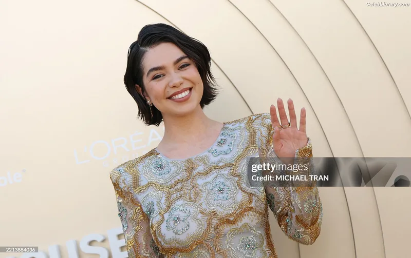 Auli'i Cravalho photo 6 of 423