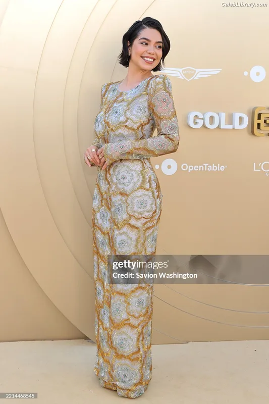 Auli'i Cravalho photo 11 of 423