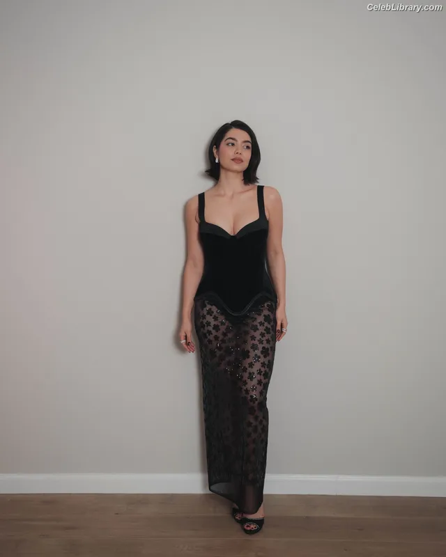 Auli'i Cravalho photo 4 of 423