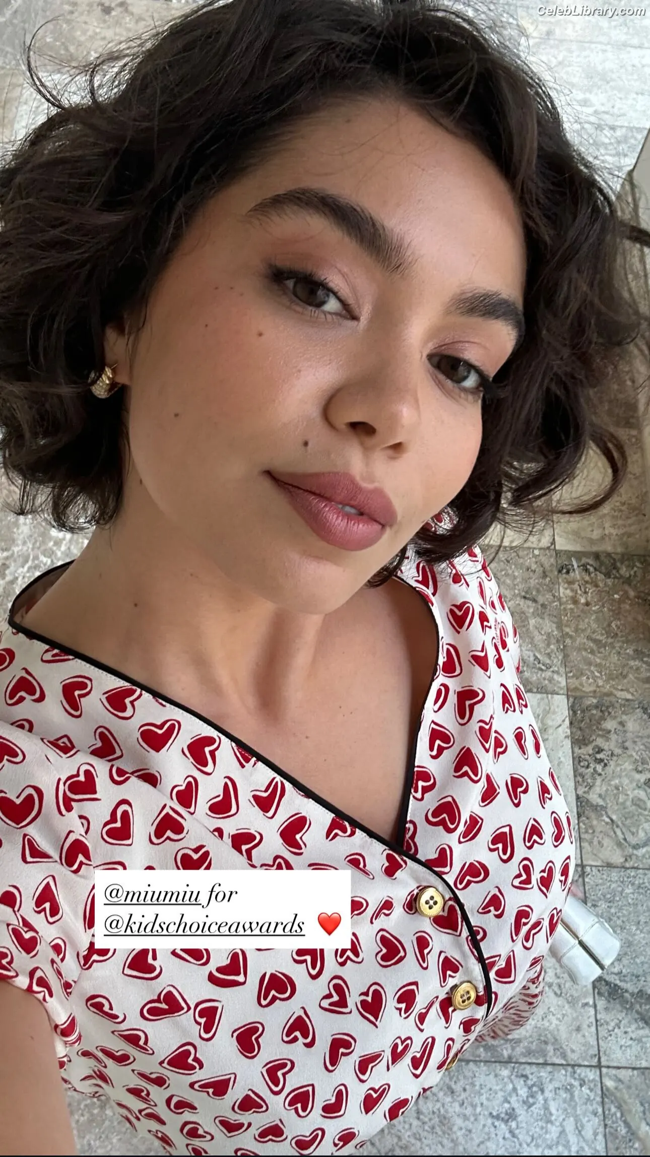 Auli'i Cravalho photo 24 of 422