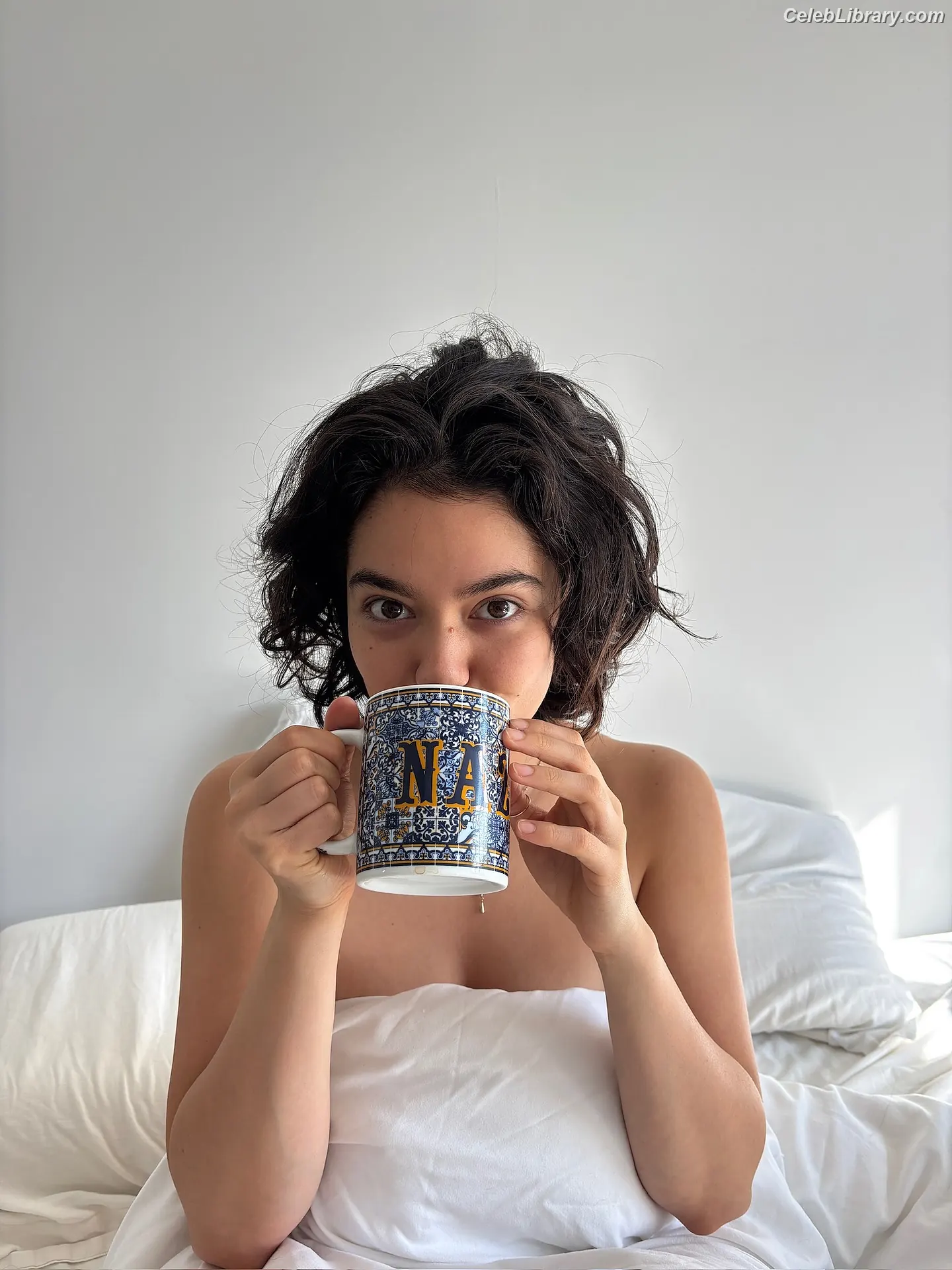 Auli'i Cravalho photo 8 of 422