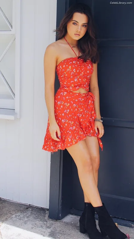 Ava Allan photo 1 of 189
