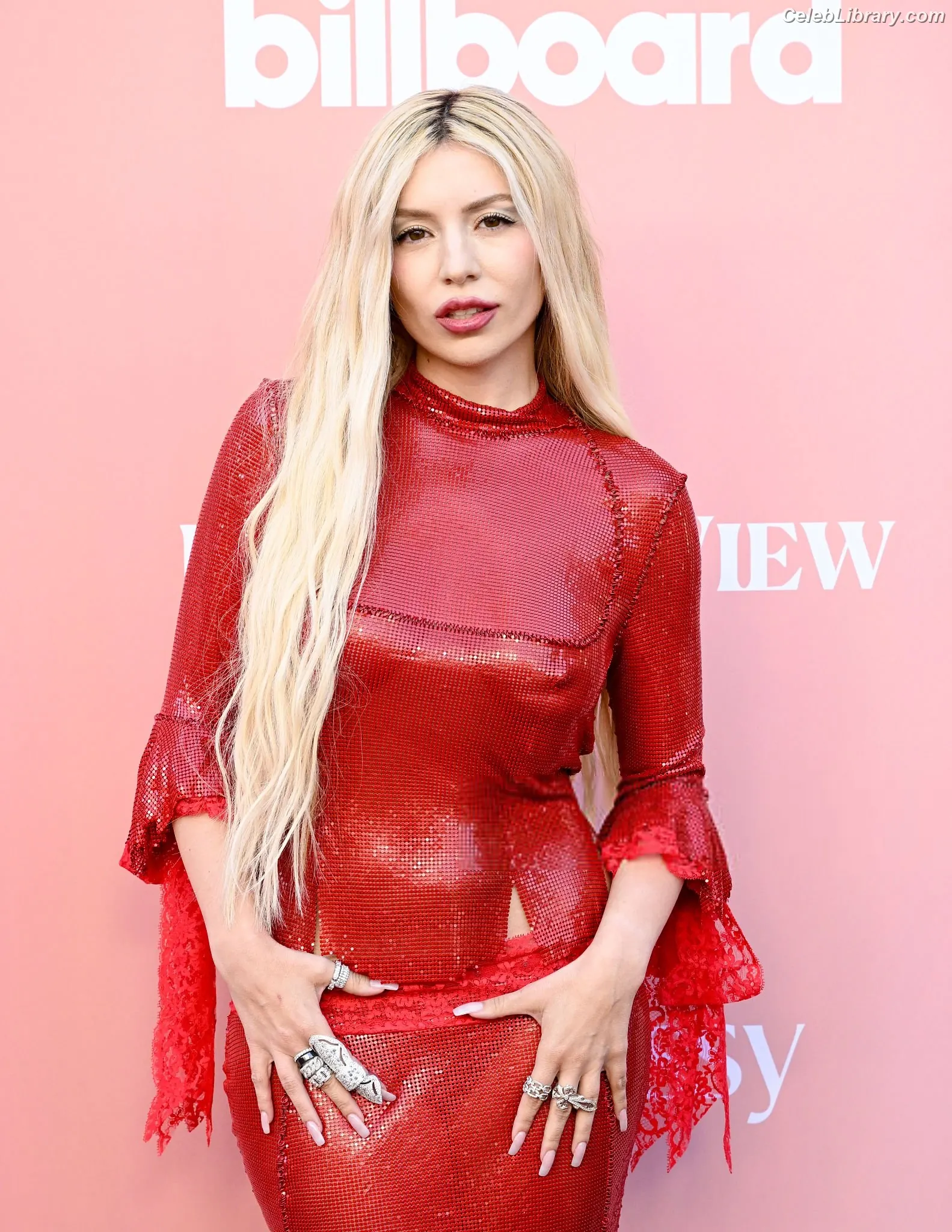 Ava Max photo 8 of 2135