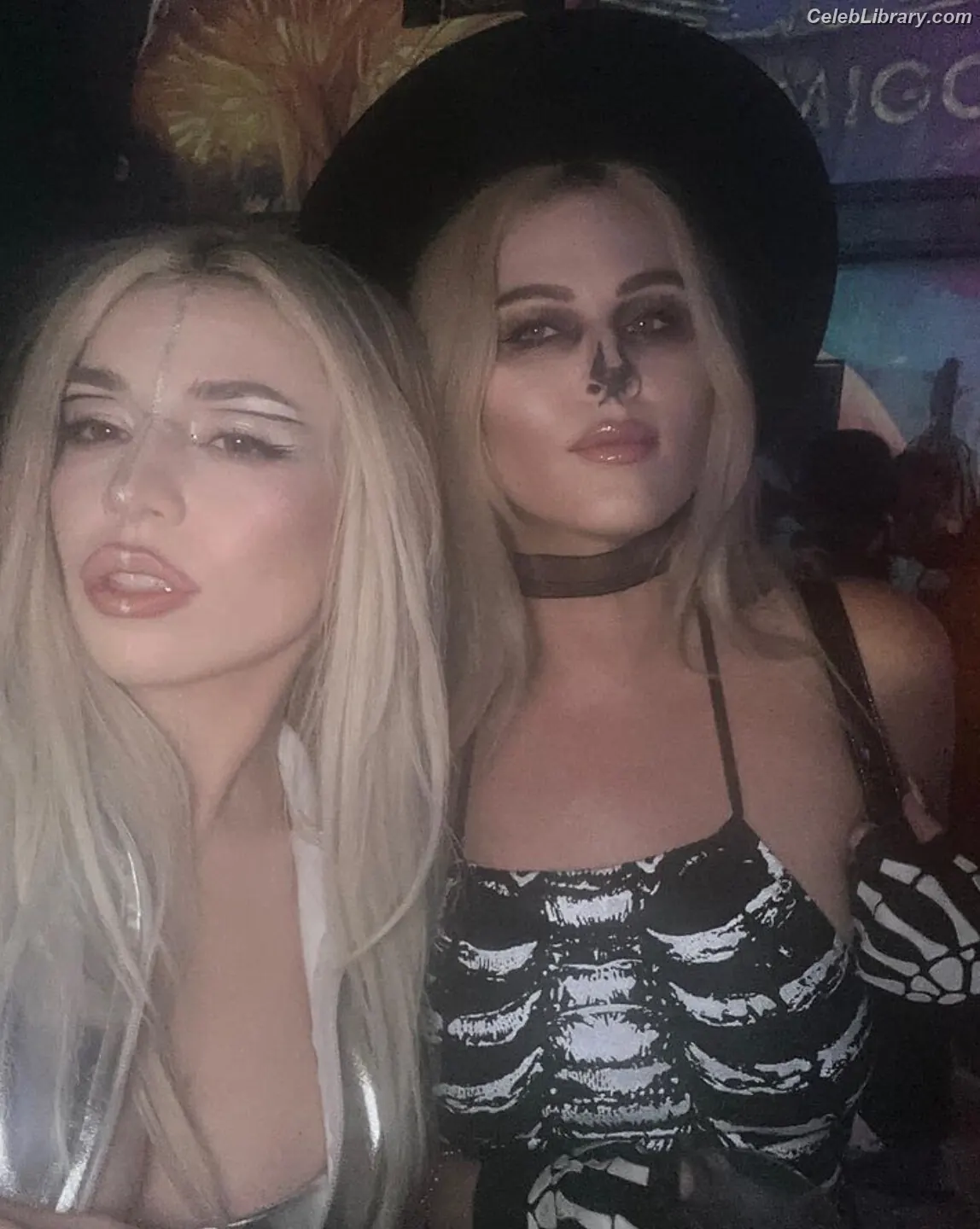 Ava Max photo 12 of 2135