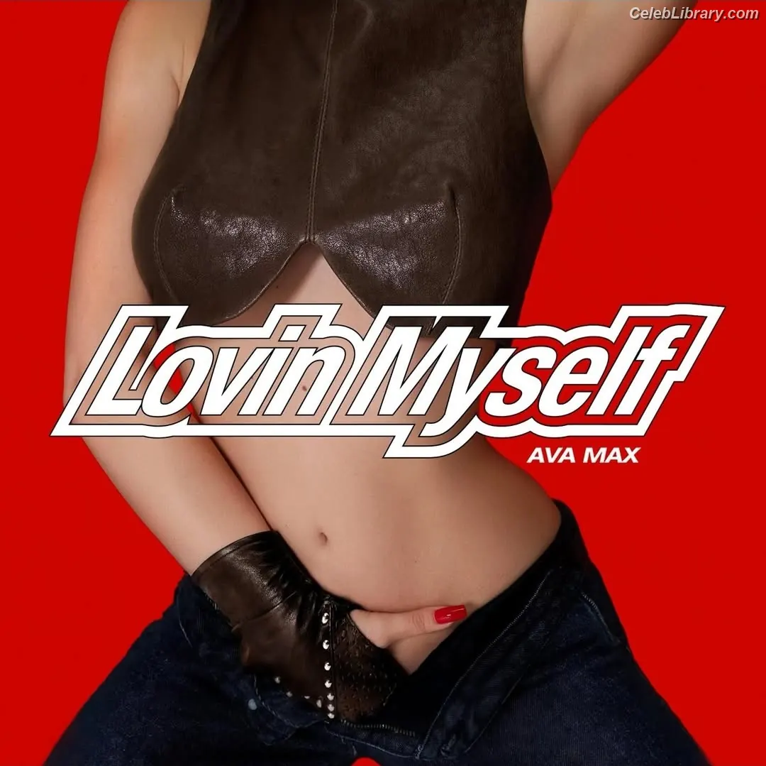 Ava Max photo 7 of 2135
