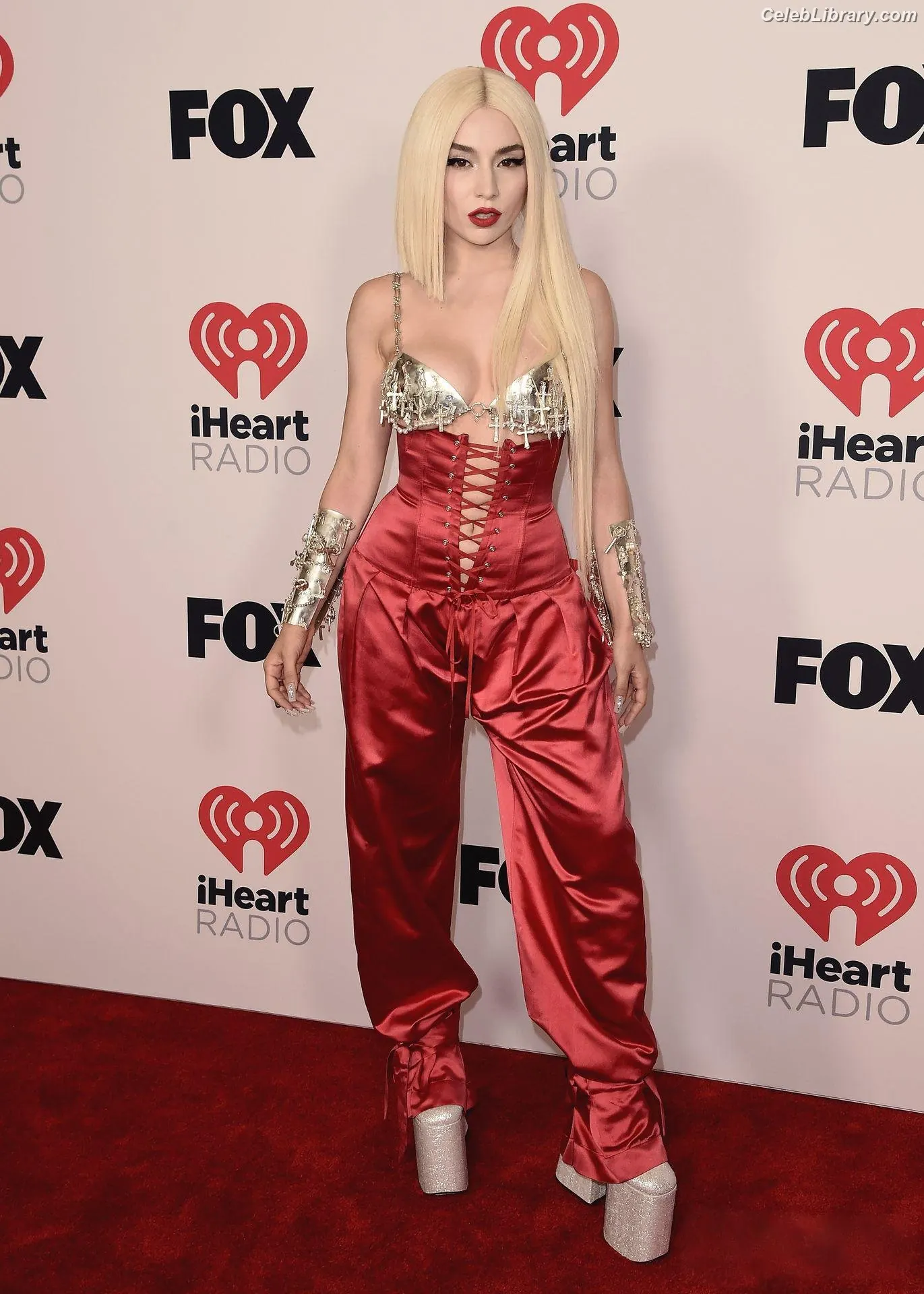 Ava Max photo 20 of 2135