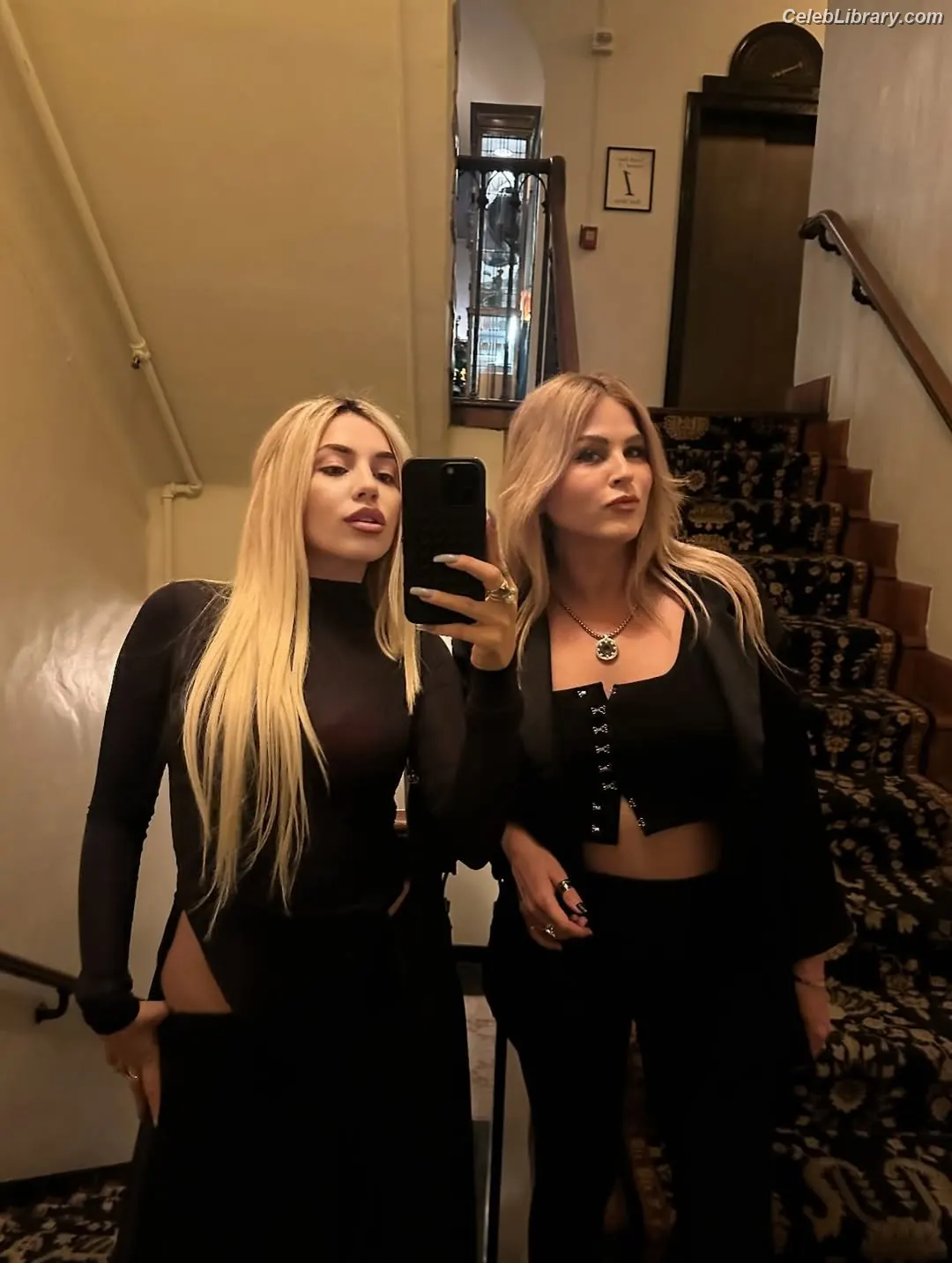 Ava Max photo 2 of 2135