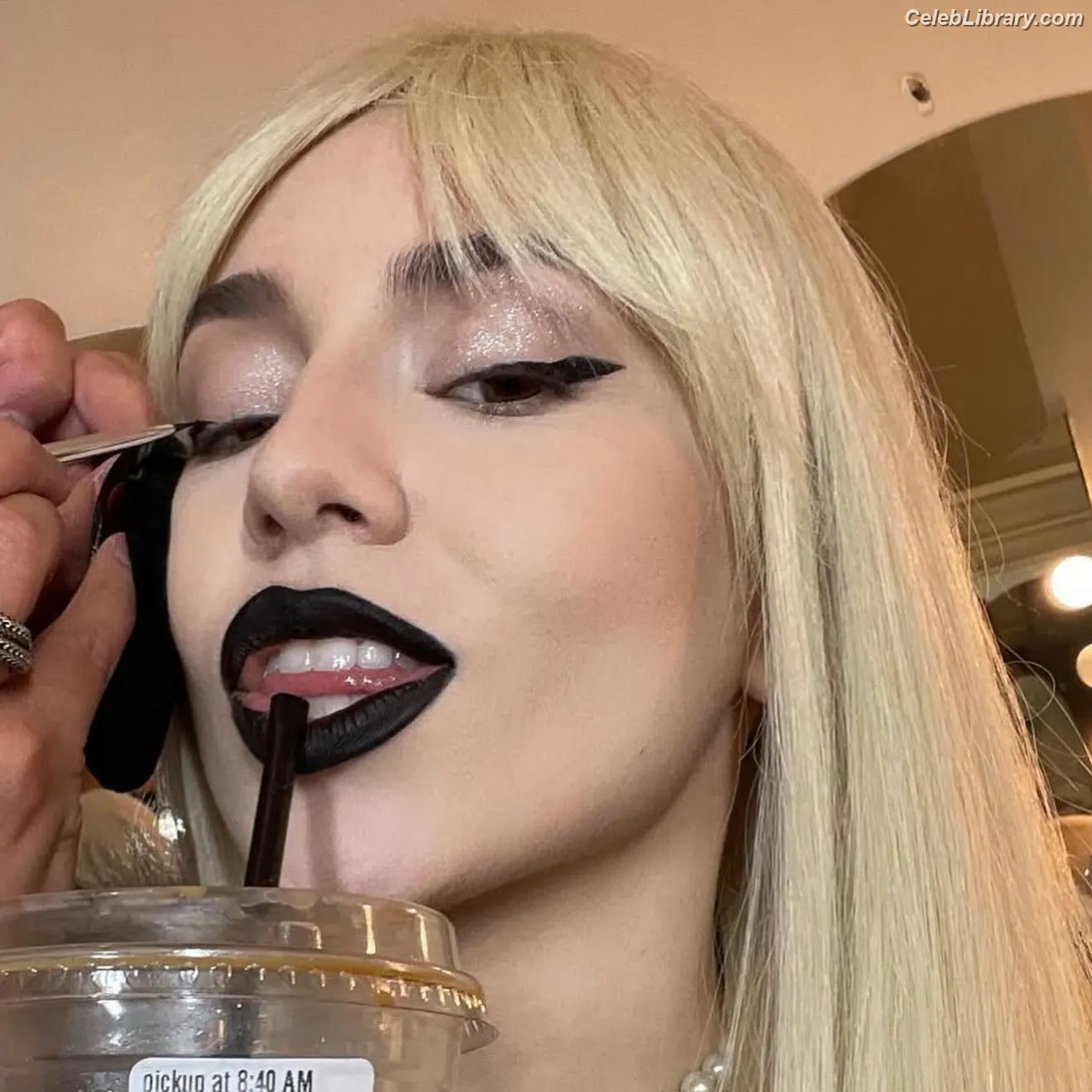 Ava Max photo 5 of 2135