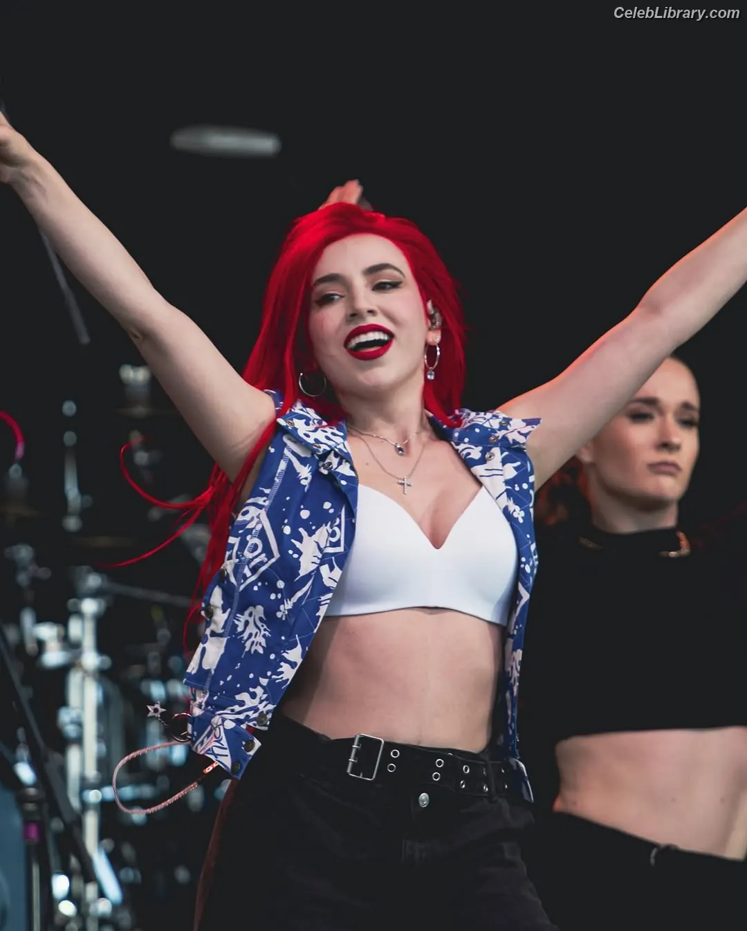 Ava Max photo 7 of 2135