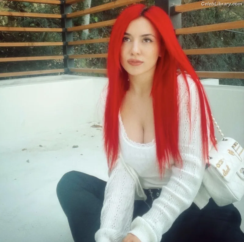 Ava Max photo 19 of 2136