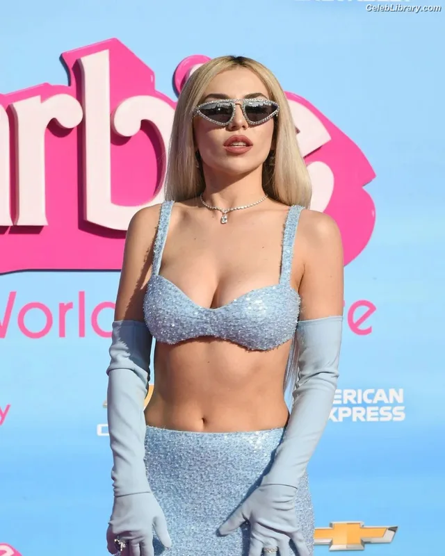 Ava Max photo 7 of 2136