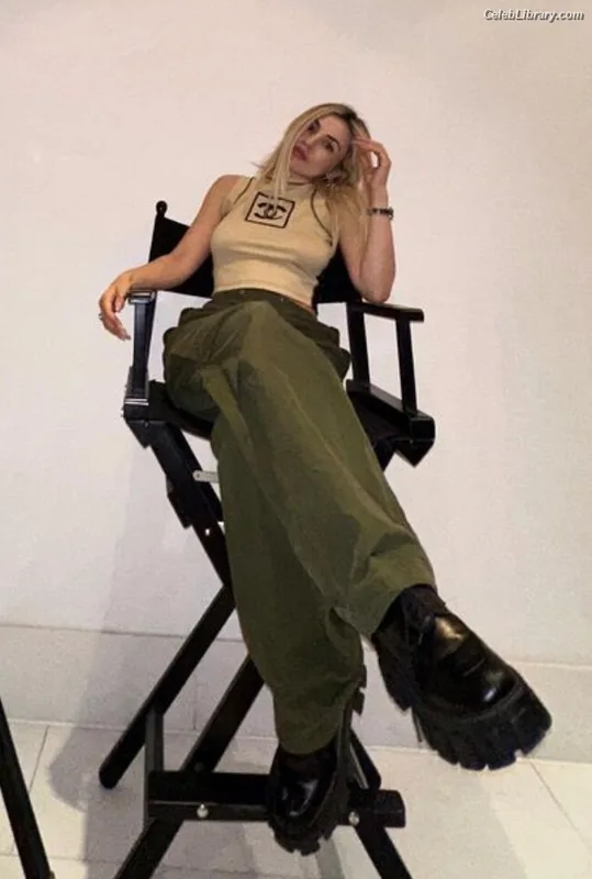 Ava Max photo 3 of 2136