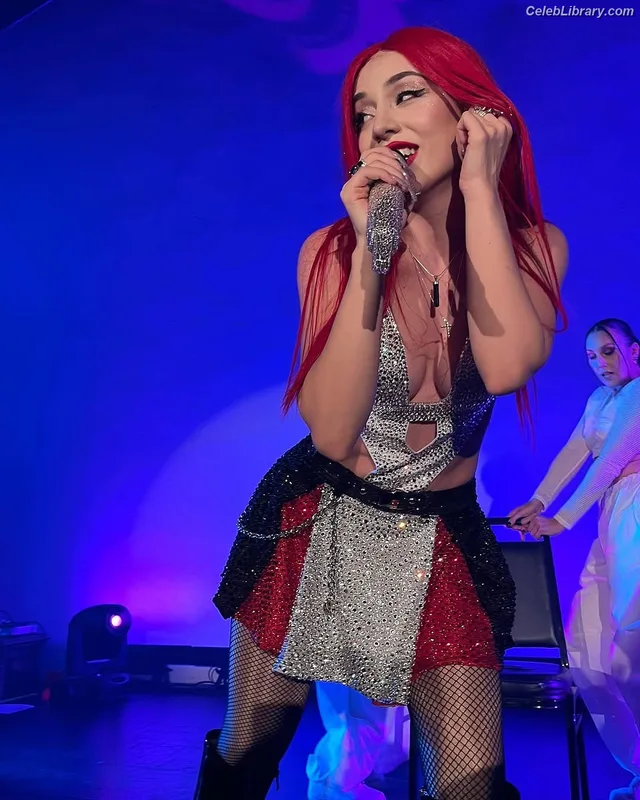 Ava Max photo 2 of 2136
