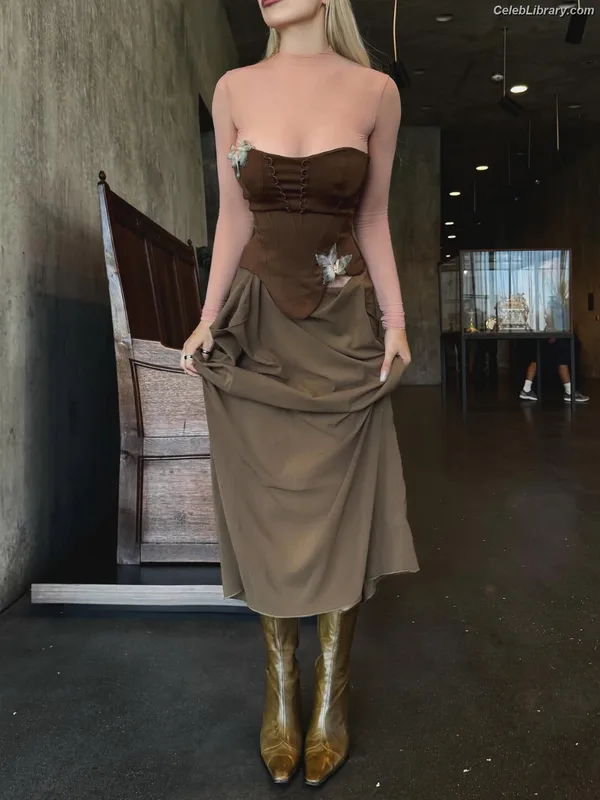 Ava Max photo 5 of 2136
