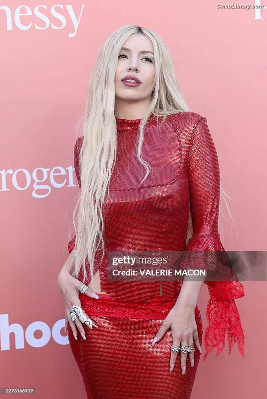 Ava Max photo 24 of 2136