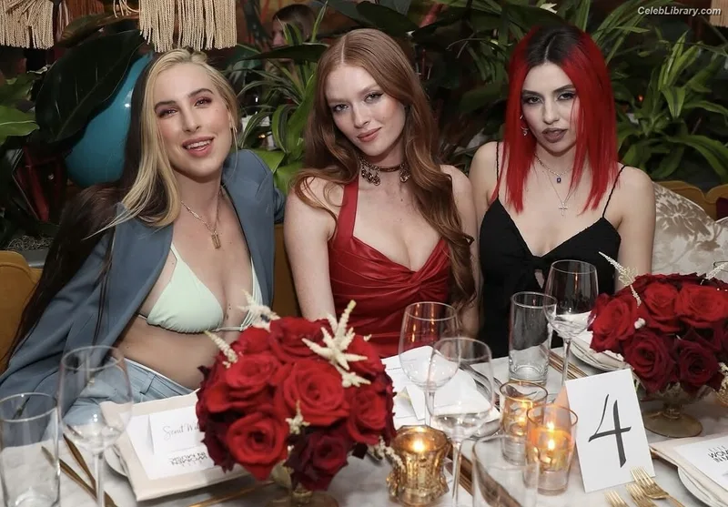 Ava Max photo 11 of 2136