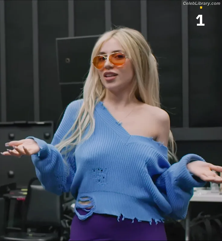 Ava Max photo 18 of 2136