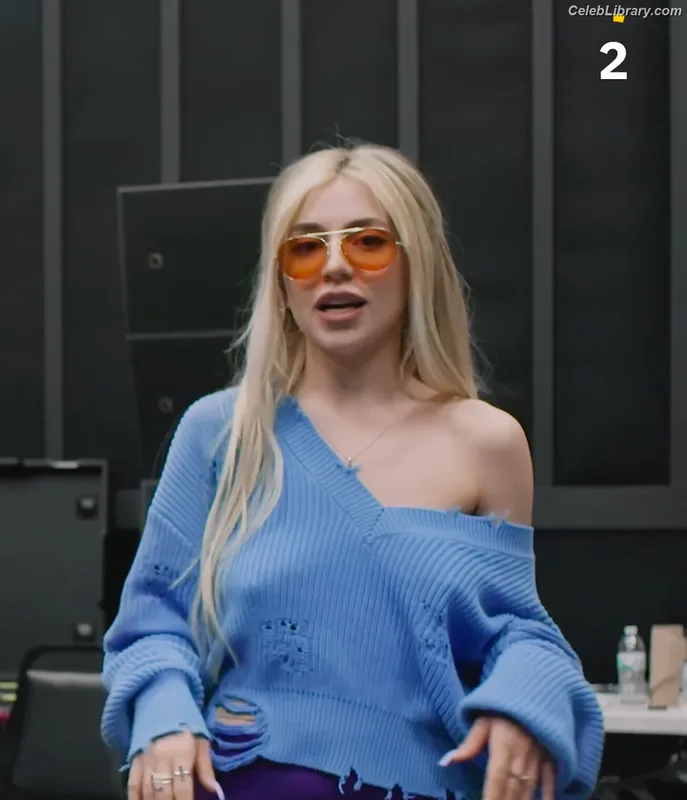 Ava Max photo 19 of 2136