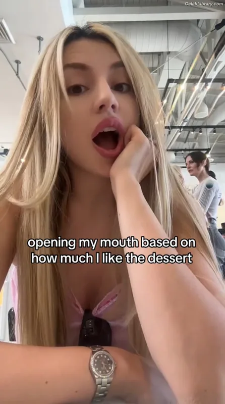 Ava Max photo 16 of 2136