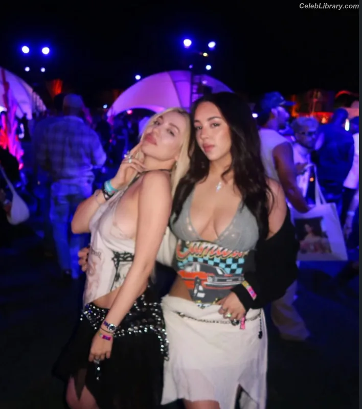 Ava Max photo 24 of 2136