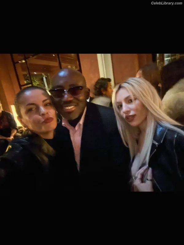 Ava Max photo 13 of 2136