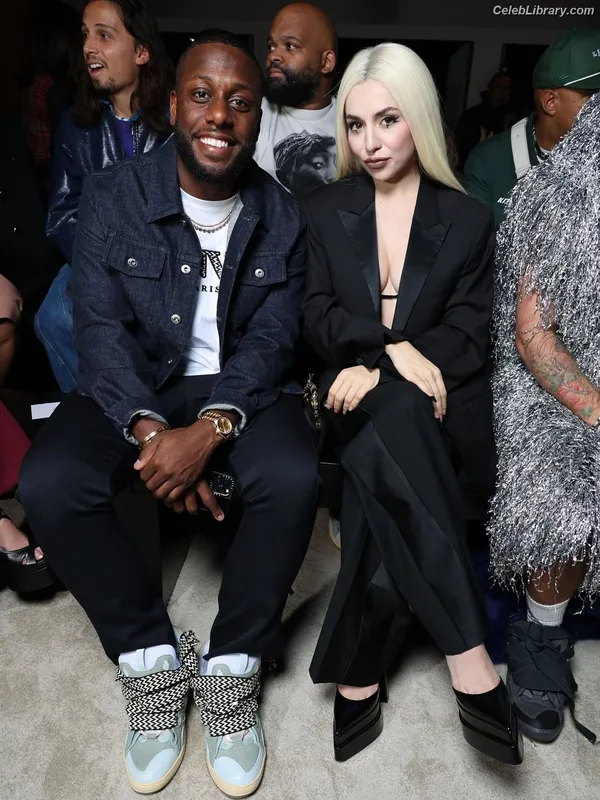 Ava Max photo 21 of 2136